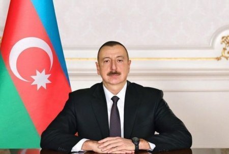 İlham Əliyev: Dünya nizamının bugünkü quruluşu çoxqütblülüyü nəzərdə tutur - VİDEO İlham Əliyev: Dünya nizamının bugünkü quruluşu çoxqütblülüyü nəzərdə tutur - VİDEO