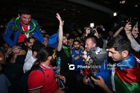 Avropa çempionu olan minifutbol millimiz Bakıda - FOTO
