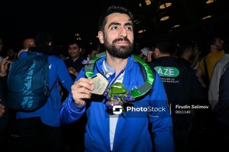 Avropa çempionu olan minifutbol millimiz Bakıda - FOTO