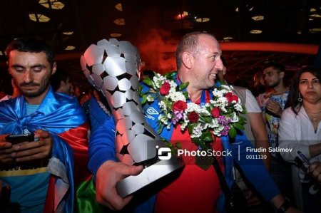 Avropa çempionu olan minifutbol millimiz Bakıda - FOTO