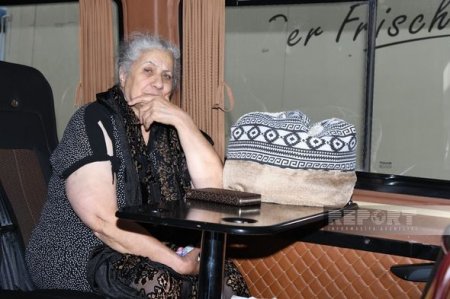 Daha 15 ailə Laçın şəhərinə yola salınıb - FOTO