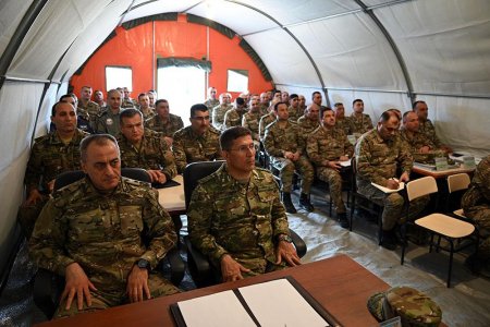 Azərbaycan Ordusunda komanda-qərargah təlimləri keçirilir, Zakir Həsənov prosesi izləyib Azərbaycan Ordusunda komanda-qərargah təlimləri keçirilir, Zakir Həsənov prosesi izləyib