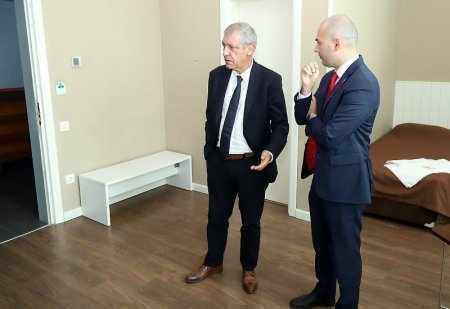 Fernandu Santuş Bakıda idman obyektləri ilə tanış olub Fernandu Santuş Bakıda idman obyektləri ilə tanış olub