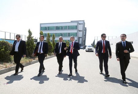 Fernandu Santuş Bakıda idman obyektləri ilə tanış olub Fernandu Santuş Bakıda idman obyektləri ilə tanış olub